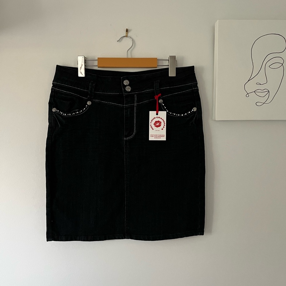 Y2K inspired dark wash denim midi pencil skirt